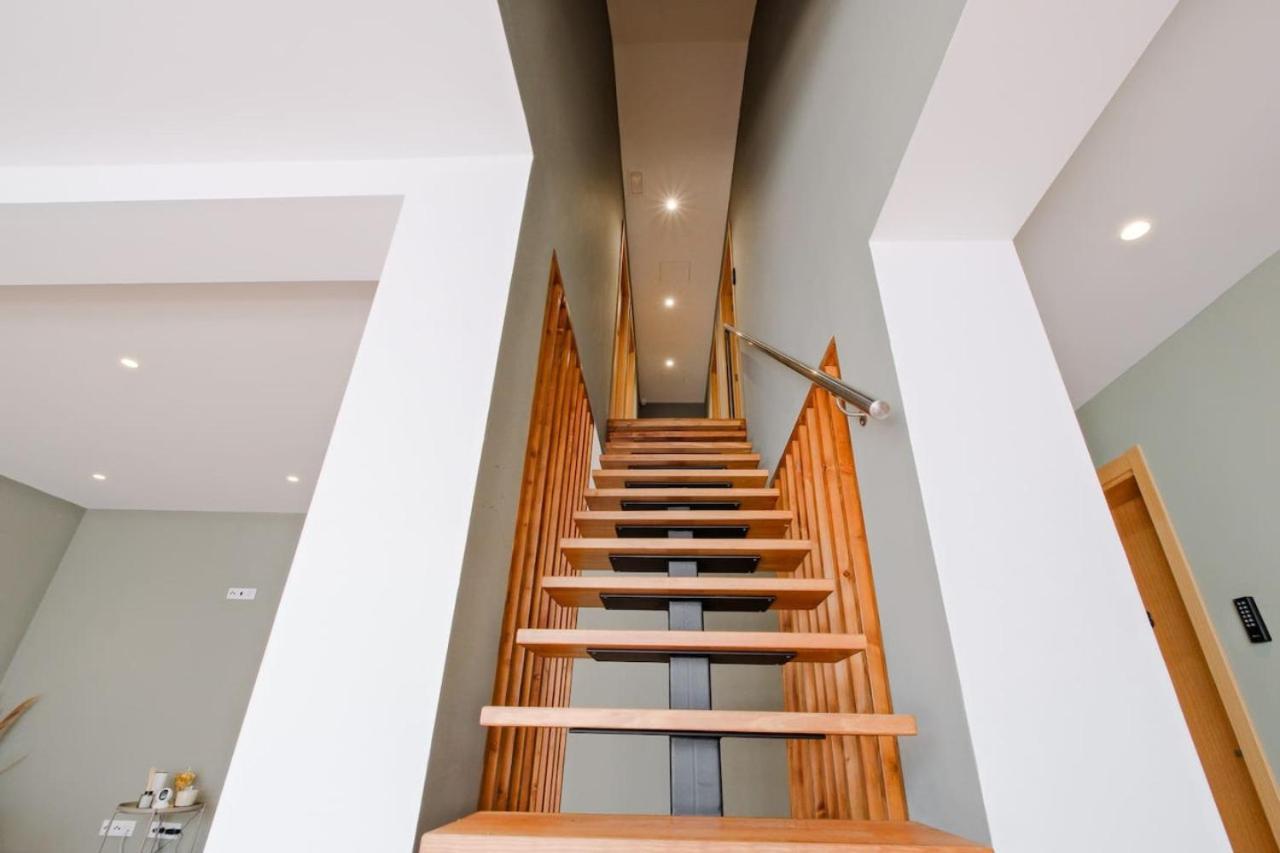Lovely Fully Equipped Near Subway N11 - Shared Bathroom With Another Apartamento *